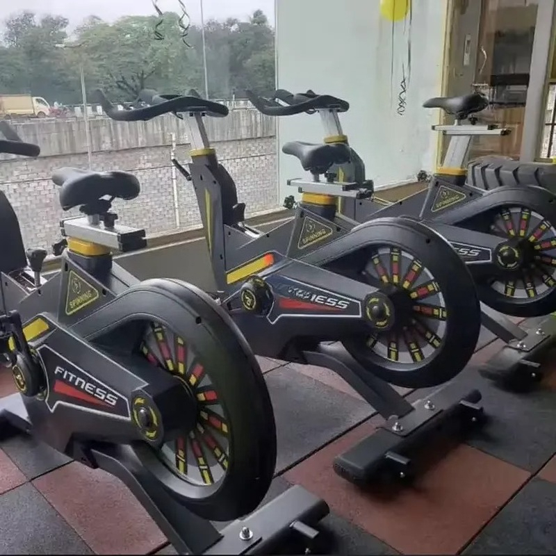 Commerciële spinningbike, indo - Home Gym Fitness recensie en prijs